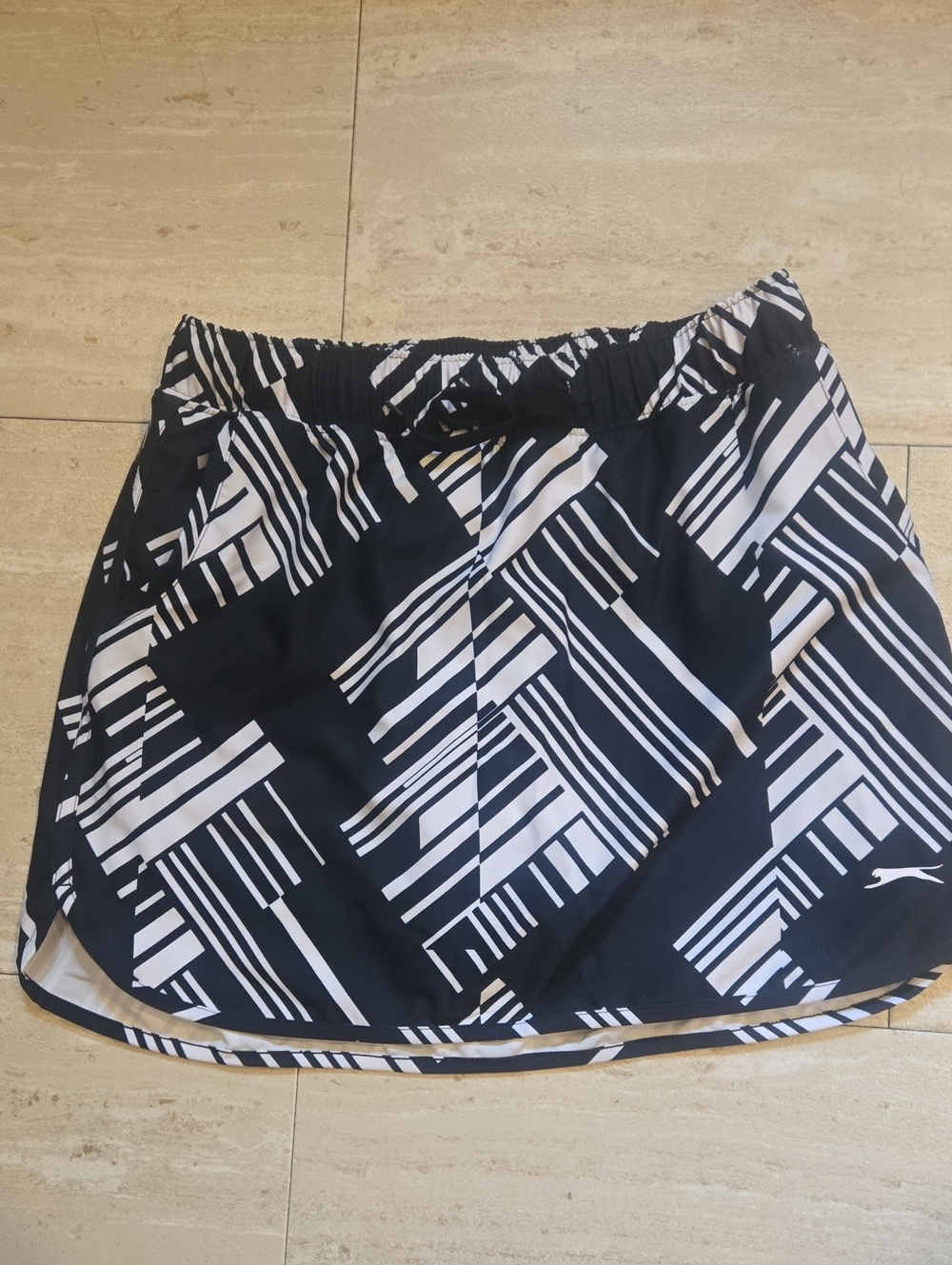 Slazenger Black/White Design Print Leisure Skort